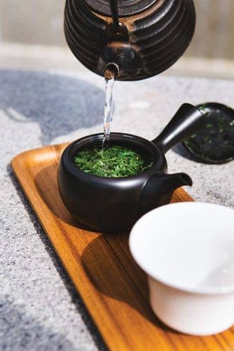 tea-gyokuro-samovar-vertical-crdt carolyn fong
