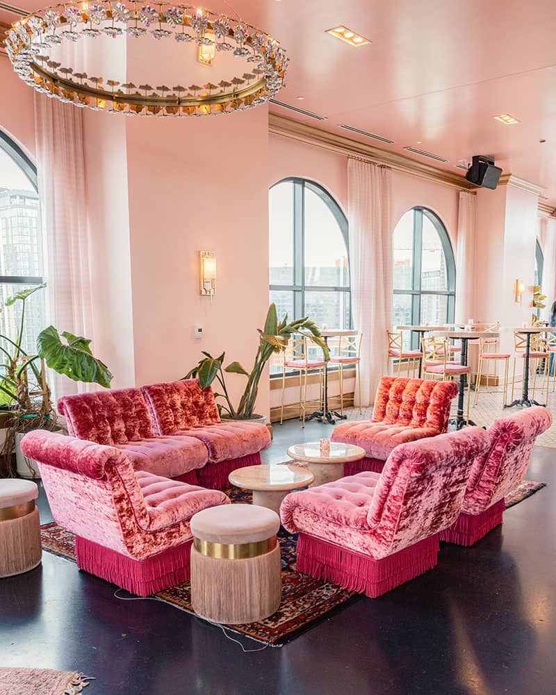 White Limozeen Graduate Nashville