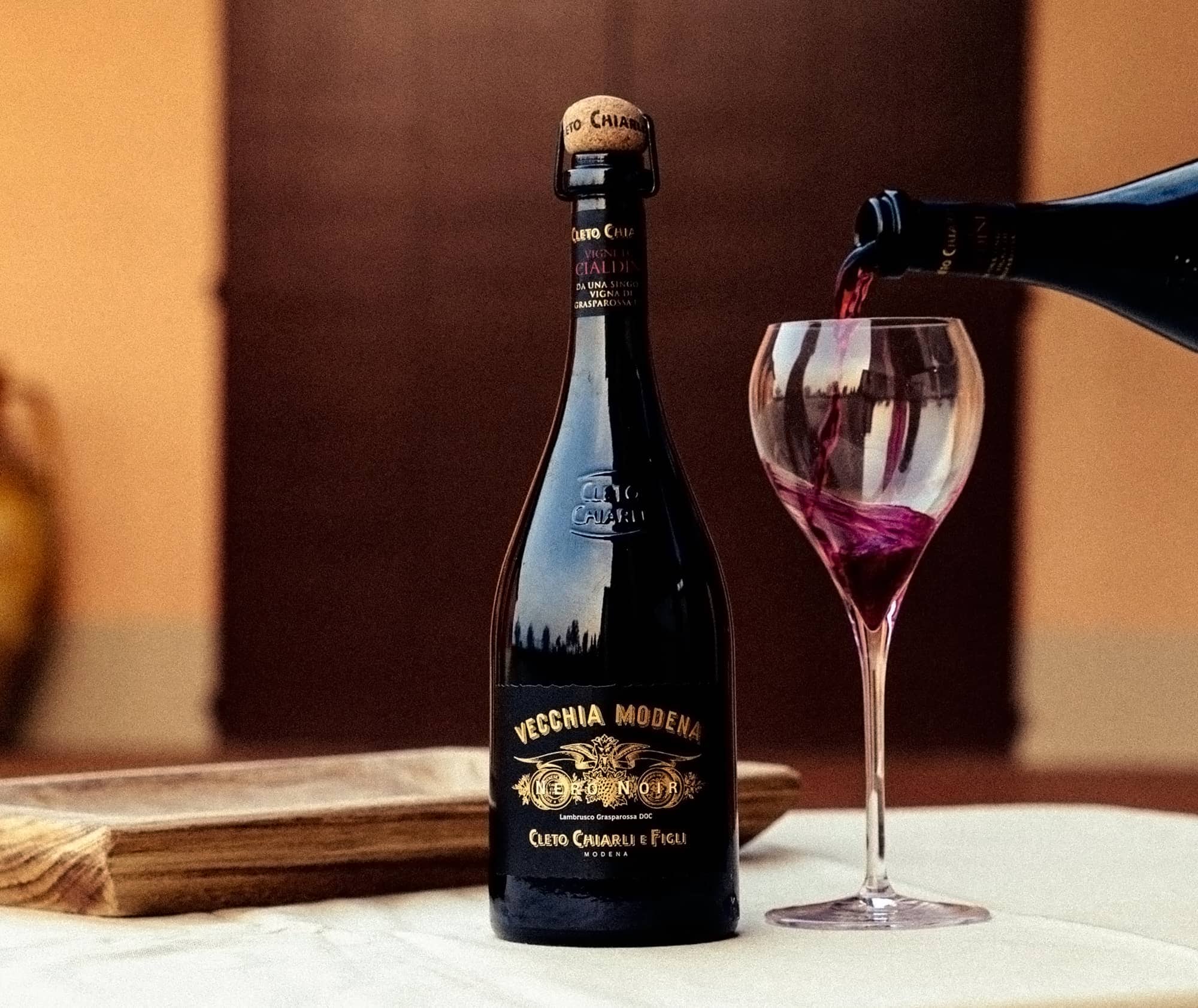 Vecchia Modena Nero Lambrusco di Modena DOC