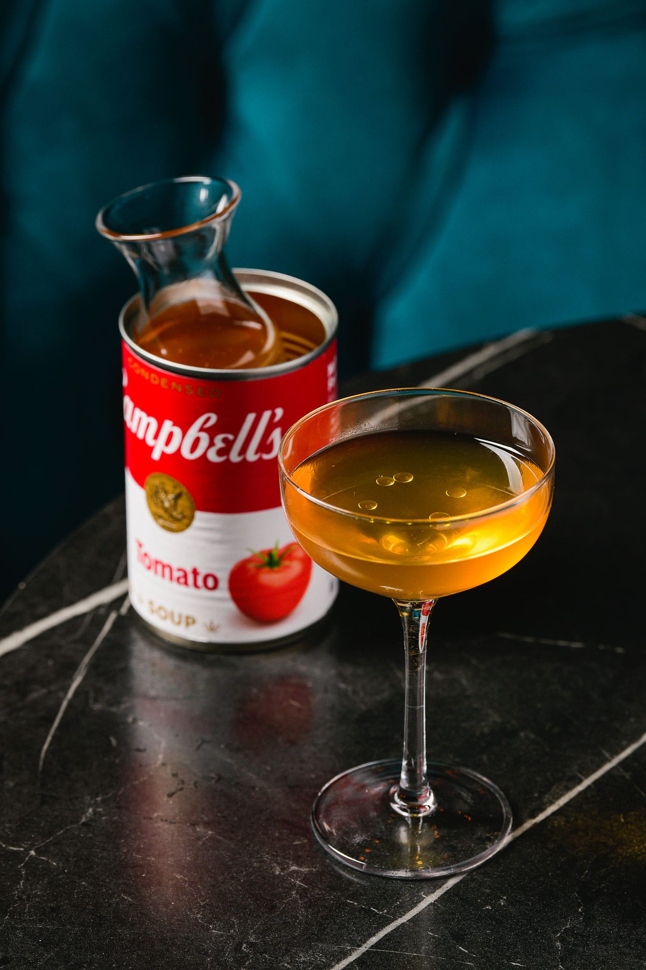 Madame George 32 Cans