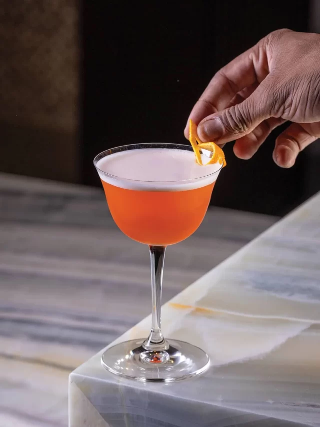 A modern classic created by @SamuelJoelRoss, the Paper Plane made its debut at Chicago’s Violet Hour in 2008. Comprising bourbon, Aperol, Amaro Nonino, and lemon juice, the drink itself is already a riff, mimicking the equal-parts build and sweet-tart complexity of the Last Word. But that hasn’t stopped bartenders all over the world from playing a game of Mr. Potato Head with the drink’s ingredients and parameters. Head to the link in our bio for six creative takes, including @YumeSushiBar’s Kyoto Flyer, pictured above.

📸 @secretstan
